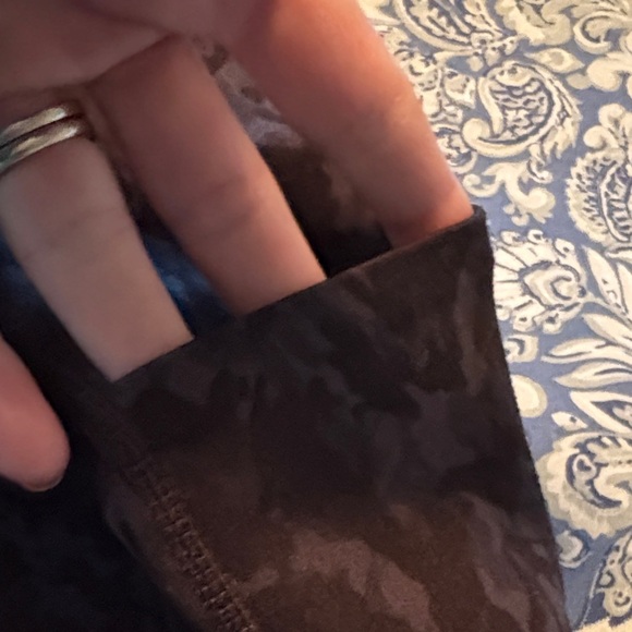 Danskin Dark Camouflage Butter Soft Leggings - Picture 7 of 9